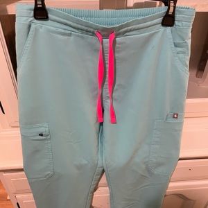 Brand new figs only worn to try on.